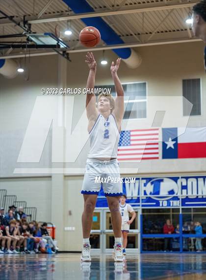 Thumbnail 2 in Whitney @ Lampasas photogallery.