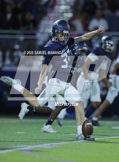 Thumbnail 1 in Punahou @ Sierra Canyon photogallery.