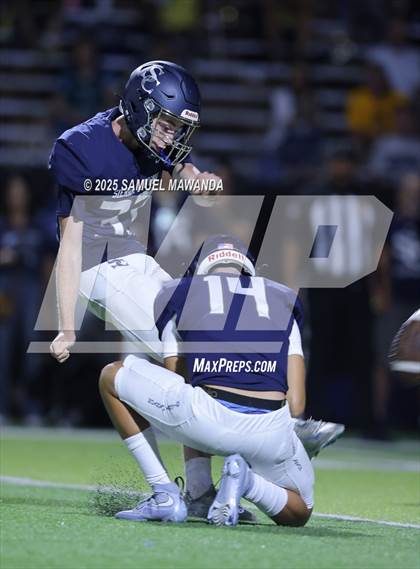 Thumbnail 3 in Punahou @ Sierra Canyon photogallery.