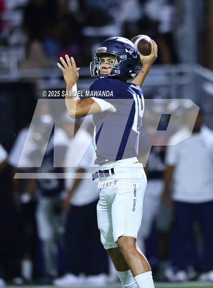 Thumbnail 2 in Punahou @ Sierra Canyon photogallery.