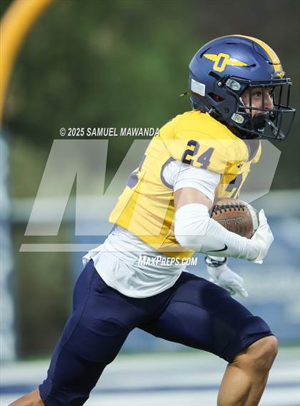 Thumbnail 2 in Punahou @ Sierra Canyon photogallery.