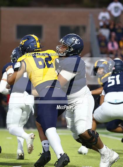 Thumbnail 1 in Punahou @ Sierra Canyon photogallery.