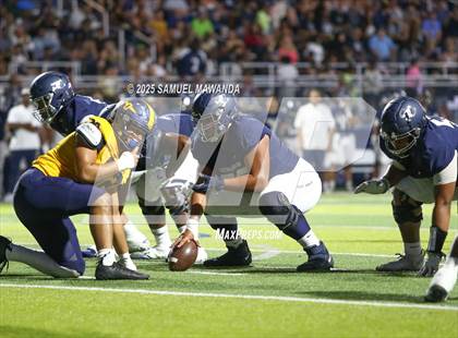 Thumbnail 2 in Punahou @ Sierra Canyon photogallery.