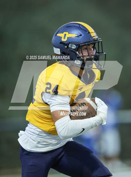 Thumbnail 3 in Punahou @ Sierra Canyon photogallery.