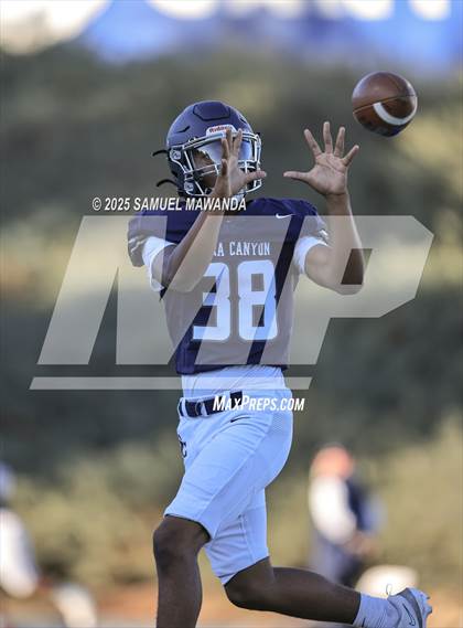 Thumbnail 1 in Punahou @ Sierra Canyon photogallery.