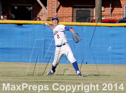 Thumbnail 2 in East Jefferson vs. Karr (LHSAA 4A Regional Playoff) photogallery.