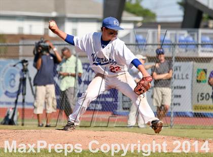 Thumbnail 1 in East Jefferson vs. Karr (LHSAA 4A Regional Playoff) photogallery.