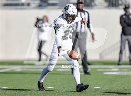 Thumbnail 3 in Clear Falls vs. Katy (UIL 6A D2 Quarterfinal Playoff) photogallery.