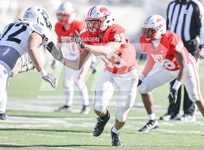 Thumbnail 3 in Clear Falls vs. Katy (UIL 6A D2 Quarterfinal Playoff) photogallery.