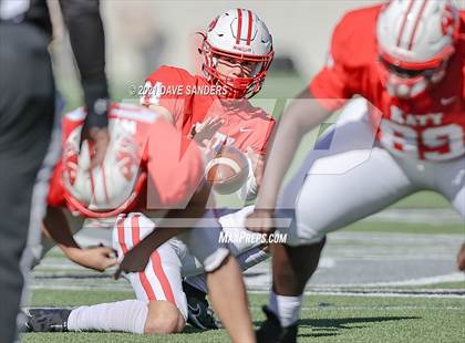 Thumbnail 3 in Clear Falls vs. Katy (UIL 6A D2 Quarterfinal Playoff) photogallery.