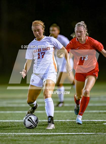 Thumbnail 2 in The Woodlands vs Grand Oaks photogallery.