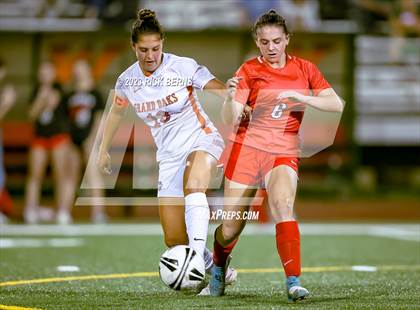 Thumbnail 2 in The Woodlands vs Grand Oaks photogallery.