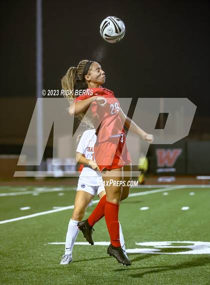 Thumbnail 3 in The Woodlands vs Grand Oaks photogallery.