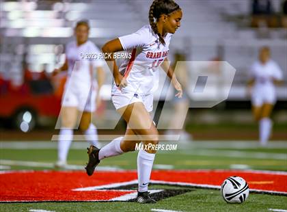 Thumbnail 1 in The Woodlands vs Grand Oaks photogallery.