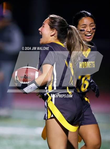 Thumbnail 2 in Heritage vs. Alameda photogallery.