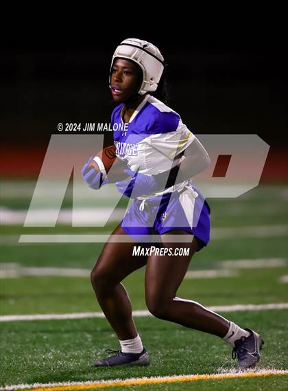 Thumbnail 3 in Heritage vs. Alameda photogallery.