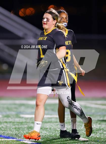 Thumbnail 2 in Heritage vs. Alameda photogallery.