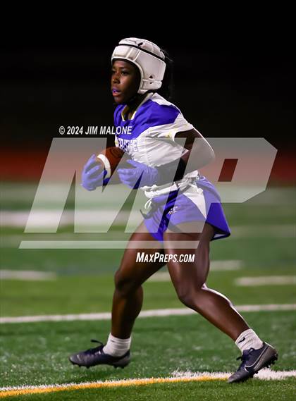 Thumbnail 2 in Heritage vs. Alameda photogallery.