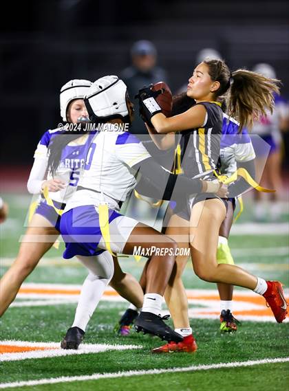 Thumbnail 1 in Heritage vs. Alameda photogallery.