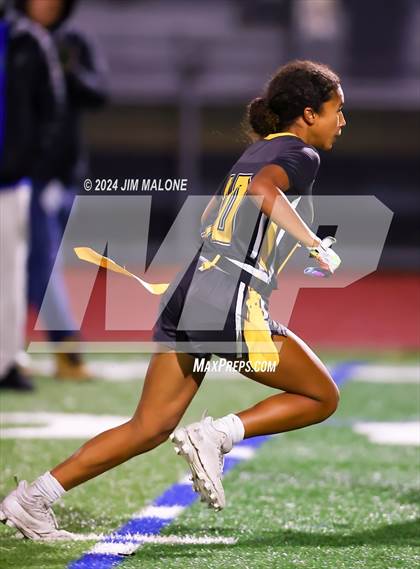 Thumbnail 2 in Heritage vs. Alameda photogallery.