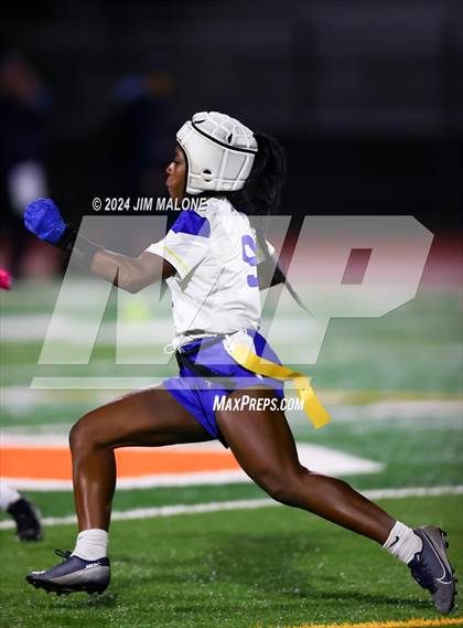 Thumbnail 3 in Heritage vs. Alameda photogallery.