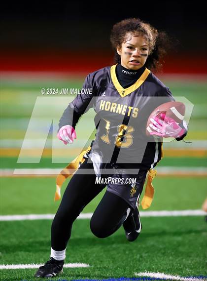 Thumbnail 3 in Heritage vs. Alameda photogallery.