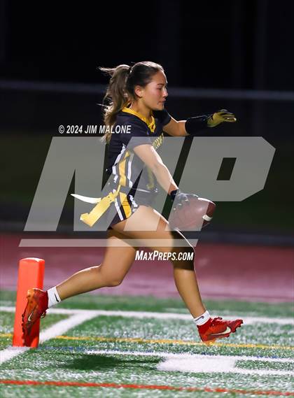 Thumbnail 2 in Heritage vs. Alameda photogallery.