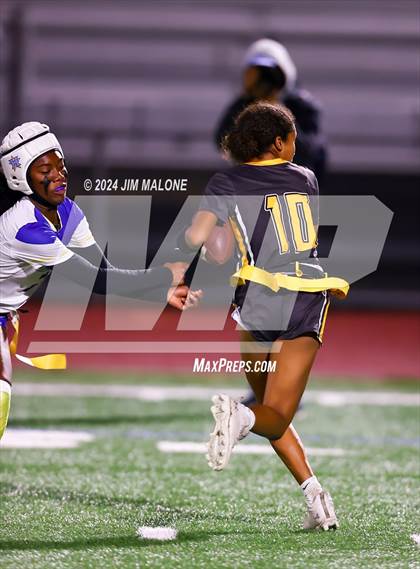 Thumbnail 3 in Heritage vs. Alameda photogallery.