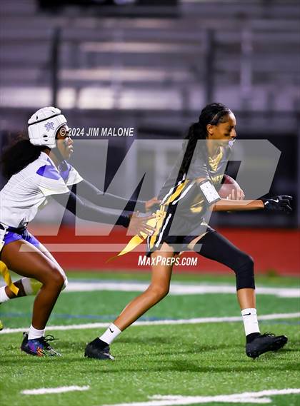 Thumbnail 2 in Heritage vs. Alameda photogallery.