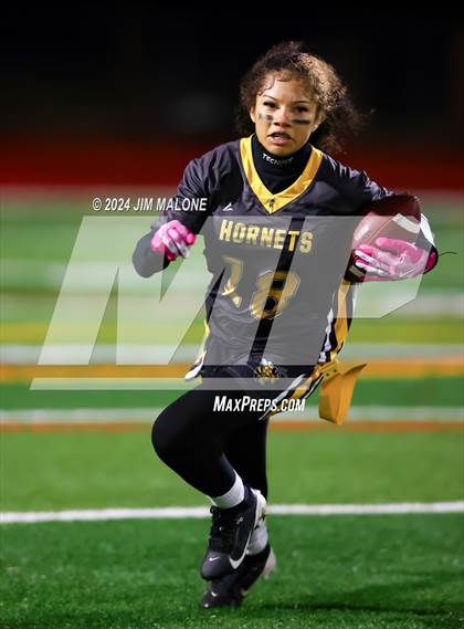 Thumbnail 1 in Heritage vs. Alameda photogallery.