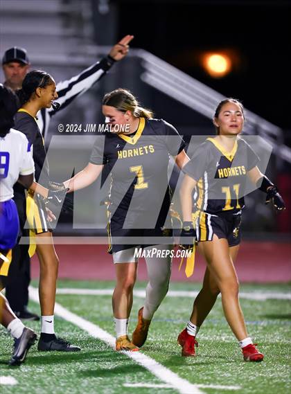 Thumbnail 2 in Heritage vs. Alameda photogallery.