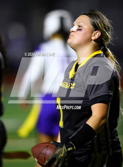 Thumbnail 3 in Heritage vs. Alameda photogallery.
