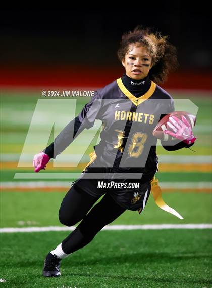 Thumbnail 2 in Heritage vs. Alameda photogallery.