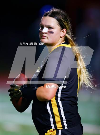 Thumbnail 3 in Heritage vs. Alameda photogallery.
