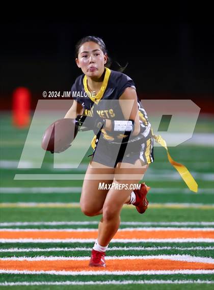 Thumbnail 2 in Heritage vs. Alameda photogallery.