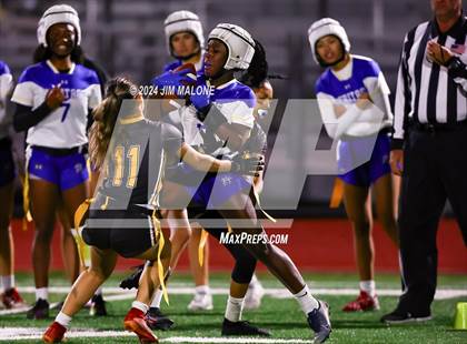 Thumbnail 2 in Heritage vs. Alameda photogallery.