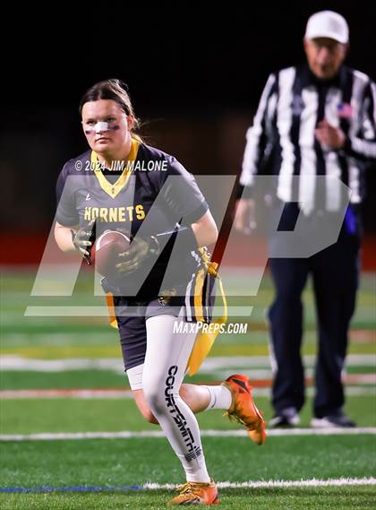 Thumbnail 2 in Heritage vs. Alameda photogallery.