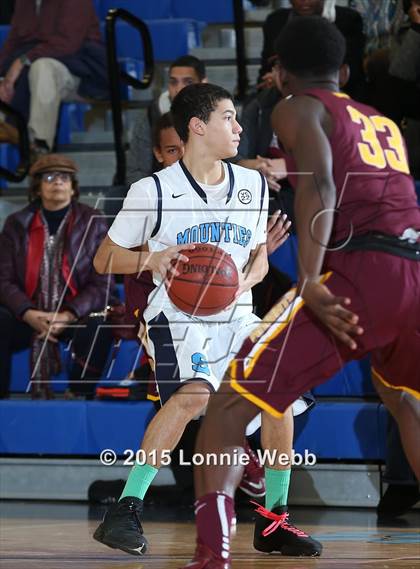Thumbnail 1 in Mt. Vernon @ Suffern photogallery.
