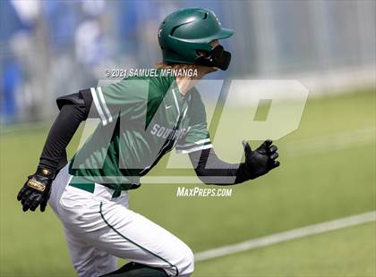 Thumbnail 2 in Lincoln Southwest vs. Elkhorn photogallery.
