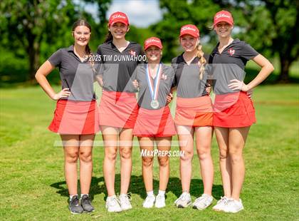 Thumbnail 3 in UIL 3A Girls Golf Finals (Awards) photogallery.