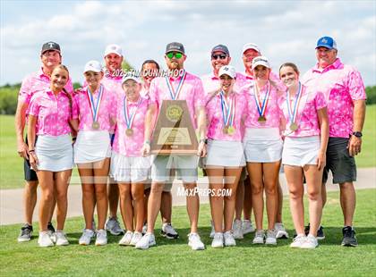 Thumbnail 2 in UIL 3A Girls Golf Finals (Awards) photogallery.