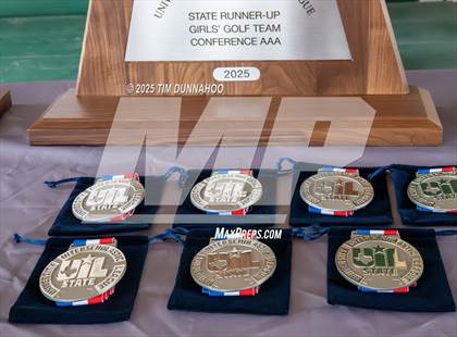 Thumbnail 1 in UIL 3A Girls Golf Finals (Awards) photogallery.