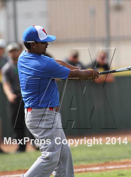 Thumbnail 3 in South @ Derby (KSHSAA 6A Regional Playoff) photogallery.