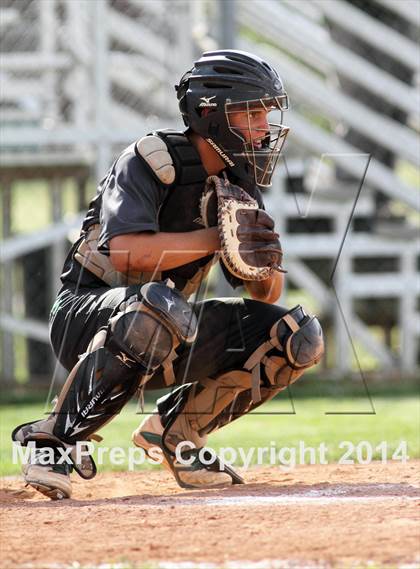 Thumbnail 1 in South @ Derby (KSHSAA 6A Regional Playoff) photogallery.