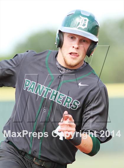 Thumbnail 3 in South @ Derby (KSHSAA 6A Regional Playoff) photogallery.
