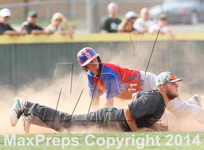 Thumbnail 1 in South @ Derby (KSHSAA 6A Regional Playoff) photogallery.