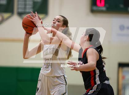 Thumbnail 2 in Logan Elm @ Athens photogallery.