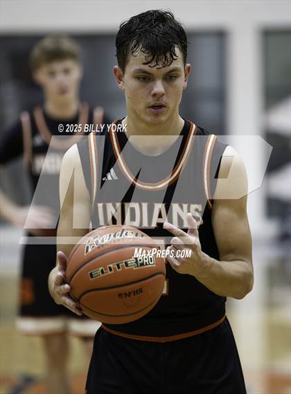 Thumbnail 1 in Grand Saline vs Chapel Hill photogallery.