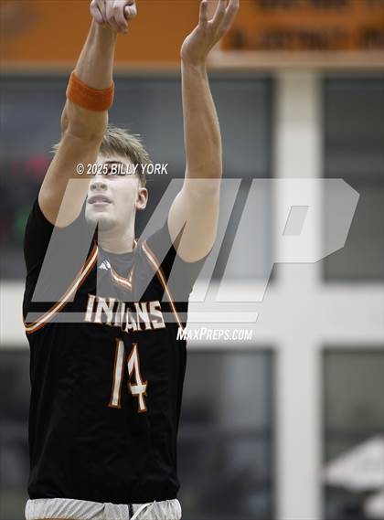 Thumbnail 1 in Grand Saline vs Chapel Hill photogallery.