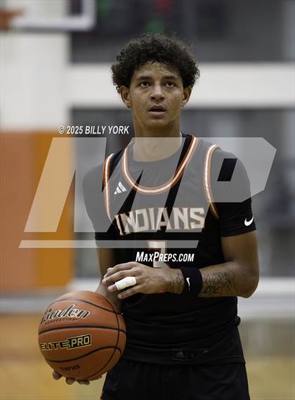 Thumbnail 2 in Grand Saline vs Chapel Hill photogallery.